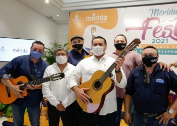 El alcalde Renán Barrera Concha presenta el Mérida Fest 2021 / “La trova va, una fiesta responsable” El festival será del 5 al 24 de enero e incluirá 219 eventos virtuales
