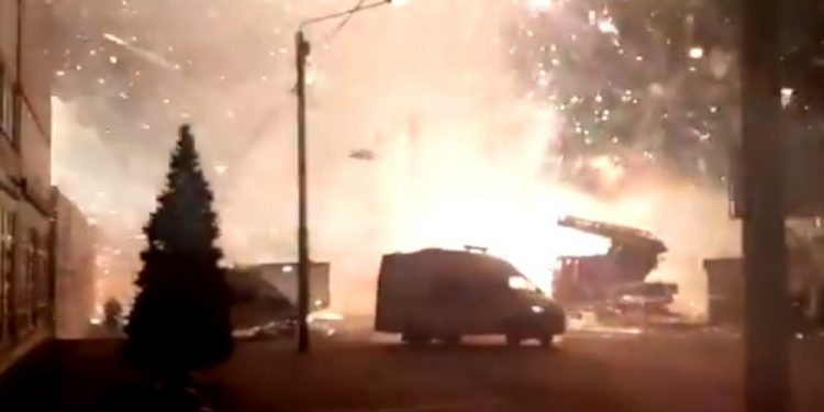 Bajo estricto control se autorizará la venta de pirotecnia en Mérida, dicen autoridades: se deberán cumplir con los protocolos sanitarios derivados de la pandemia por COVID-19