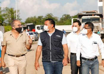 El alcalde Renán Barrera Concha se reunió nuevamente con vecinos de Las Américas / Reconoce “disposición y colaboración de Sadasi”, dice