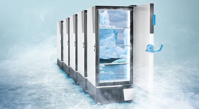 La UNAM puso a disposición de los gobiernos federal y de la Ciudad de México 20 ultracongeladores para apoyar la cadena de frío, indispensable para el proceso de vacunación contra la COVID-19