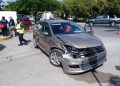 Despistado conductor que ignoró el semáforo ocasionó una carambola, en el norte de la ciudad, en el cual estuvieron implicados tres vehículos, con un saldo de dos lesionados