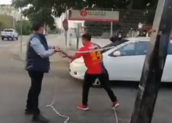 Donación de terreno para construcción de Normal Superior fue aprobada por consejo de la Central de Abastos y por el Cabildo de Mérida, tras el cierre con cadenas de calle por Moisés González de la Umacamac