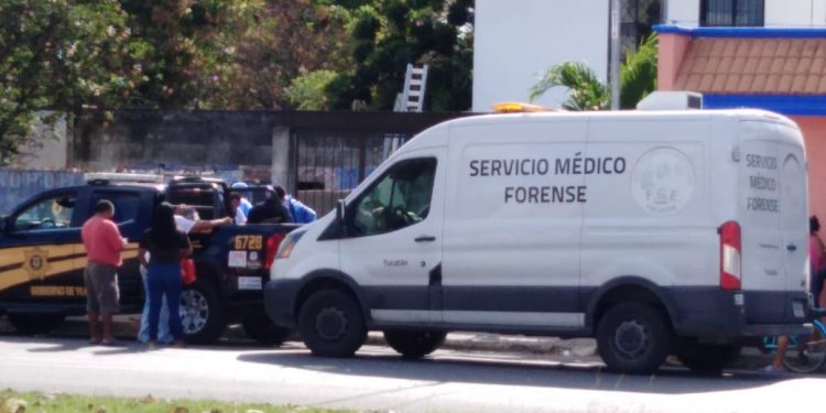 Una persona de sexo masculino de 64 años se quitó la vida ahorcándose en su casa ubicada en la calle 71 y 18 y 20 de la colonia Azcorra de Mérida