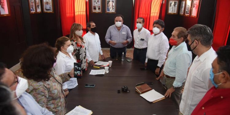 El Partido Revolucionario Institucional (PRI) no tiene aún candidato por la ciudad de Mérida, dice en un comunicado dicho instituto político ante las versiones que circulan en redes sociales