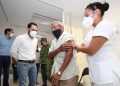 Justina Mex Hau, mujer de 84 años, se convirtió en la primera adulta mayor en ser vacunada en Yucatán, en la ciudad de Valladolid / Agradecen adultos mayores ser vacunados