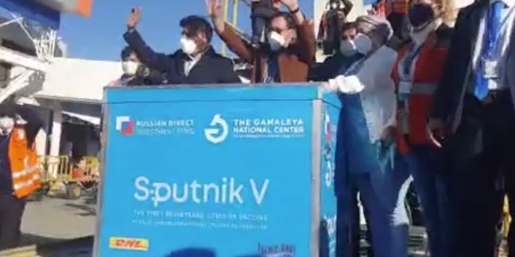 Guerra por las vacunas en la carrera contra reloj contra la pandemia y sus devastadoras consecuencias, económicas y sociales por Eduardo Lliteras Sentíes