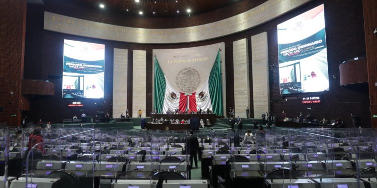 Recibe Congreso iniciativa preferente del Ejecutivo Federal para reformar la Ley de la Industria Eléctrica / Busca modificar el mecanismo del despacho de las centrales eléctricas