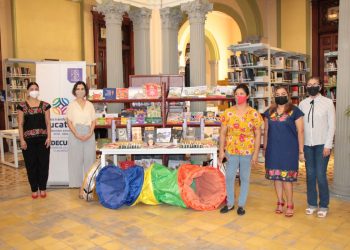 Habitantes de 106 municipios tendrán acceso a libros editados por la Sedeculta  / Además, las 160 bibliotecas del estado recibirán cinco mil 320 títulos