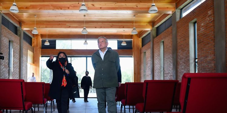 El presidente Andrés Manuel López Obrador adelantó que la próxima semana iniciará el Plan Nacional de Vacunación contra COVID-19 en todo el país