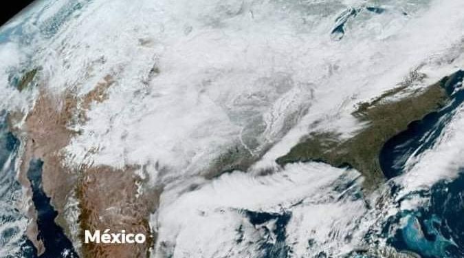 500,000 tejanos siguen sin electricidad todavía luego de que cinco millones de habitantes de Texas se quedaron sin energía el lunes pasado / Falta agua y comida