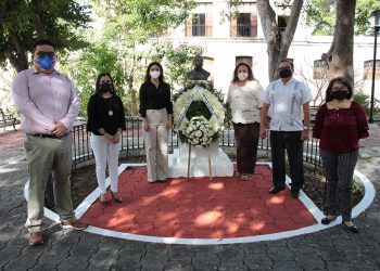 Se conmemora el CXIII aniversario del natalicio de Leopoldo Peniche Vallado / El escritor fue sobresaliente por sus obras de dramaturgia, ensayos y artículos periodísticos