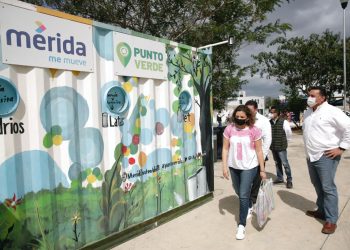 EL alcalde Renán Barrera inaugura un parque y supervisa el nuevo Mega Punto Verde en el fraccionamiento Los Héroes