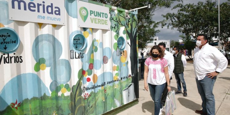 EL alcalde Renán Barrera inaugura un parque y supervisa el nuevo Mega Punto Verde en el fraccionamiento Los Héroes