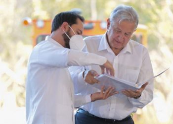Todos los adultos mayores serán vacunados para finales de abril dice el presidente AMLO / Se pretende iniciar clases presenciales vacunando a los maestros confirmó gobernador Vila