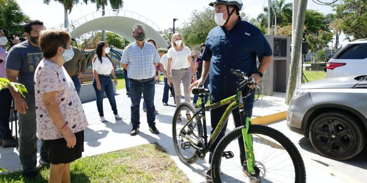 Rehabilitó el Ayuntamiento de Mérida parque Nora Quintana, ubicado en la calle 140 entre 61 y 61-B de ese fraccionamiento / “Se invirtieron $3.798,737.48 provenientes de recursos fiscales propios”