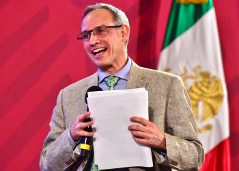 Confirman que el subsecretario de Salud, Hugo López-Gatell, “se encuentra hospitalizado desde el miércoles” pero desmienten que haya estado grave