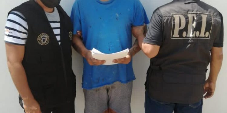 Según informó la Secretaría de Seguridad Pública se detuvo a un peligroso sujeto que participó en un violento robo a casa habitación ocurrido en la colonia México el pasado mes de diciembre