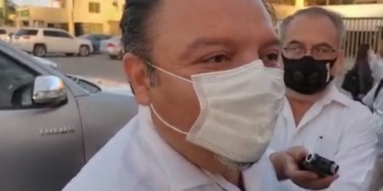 “Estamos haciendo los análisis” pero aún “estamos atorados” en la definición de candidatas y candidatos en 8 municipios debido al Acuerdo de Paridad de Género, reconoció el ex funcionario estatal y dirigente priista, Pancho Torres Rivas