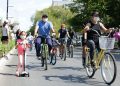 Tras un año de inactividad a causa de las restricciones sanitarias por la pandemia, este domingo se reactivó la Bici-ruta de Paseo de Montejo, que reunió a decenas de familias que participaron respetando los protocolos sanitarios establecidos