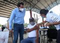 En orden y cumpliendo con los protocolos sanitarios, se llevó a cabo la jornada de vacunación contra coronavirus a los adultos mayores pertenecientes a los municipios de Tekax y Peto”, según aseguraron autoridades estatales