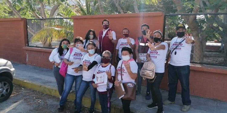 “Para quien quiera hacer política es fundamental escuchar las opiniones de las personas”, manifestó el candidato a diputado federal por Morena por el tercer distrito, Oscar Brito