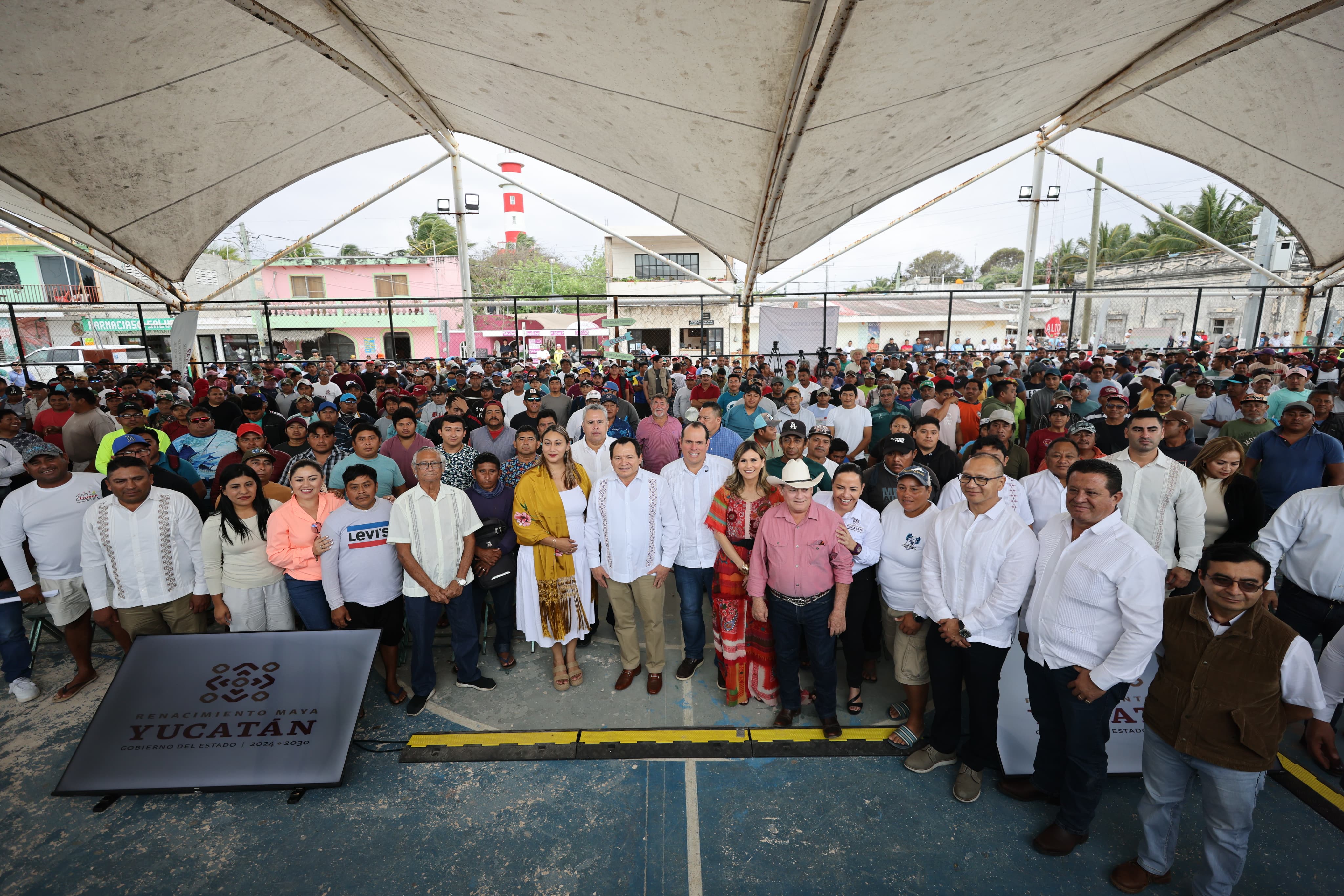 Realizan primer pago del programa “Respeto la Veda 2025” a 802 pescadores en el puerto de El Cuyo