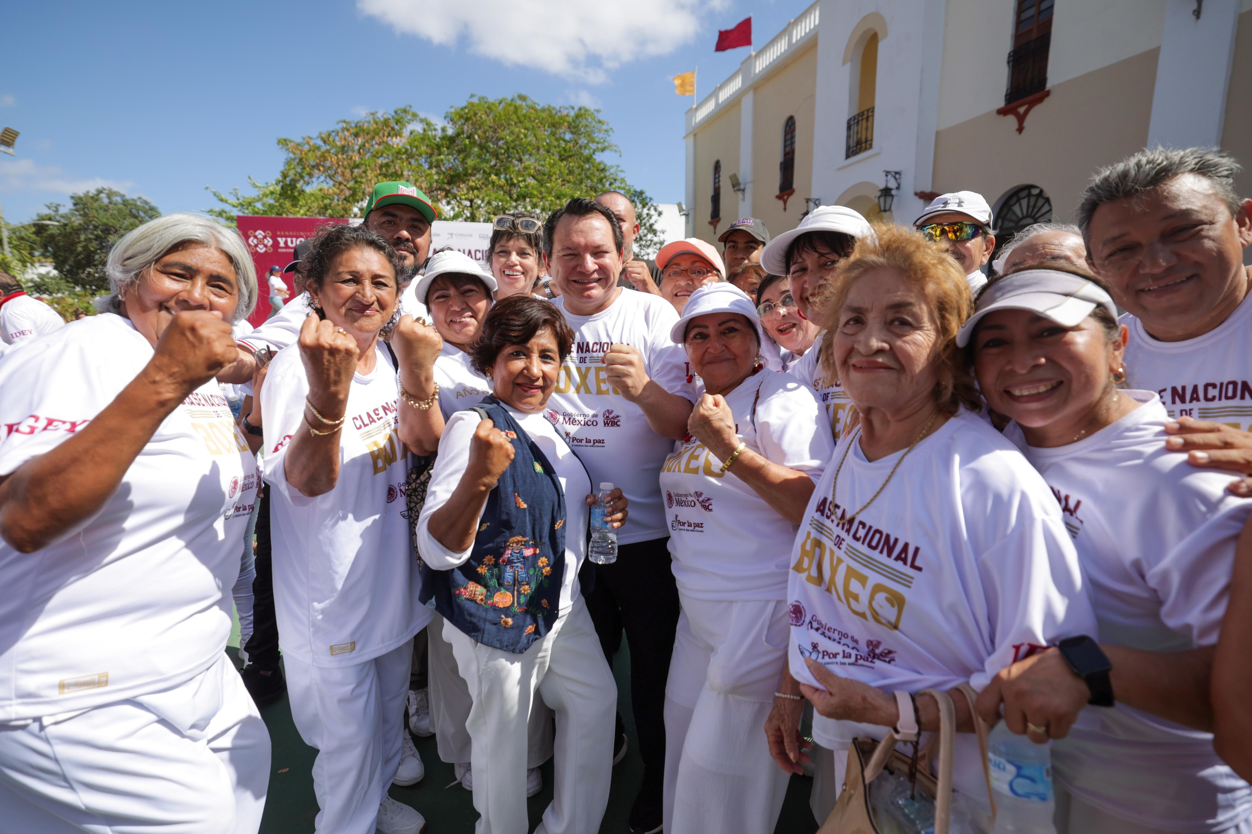 Yucatán se sumó a la Clase Nacional de Boxeo / En Mérida, lo encabezó el gobernador Joaquín Díaz Mena