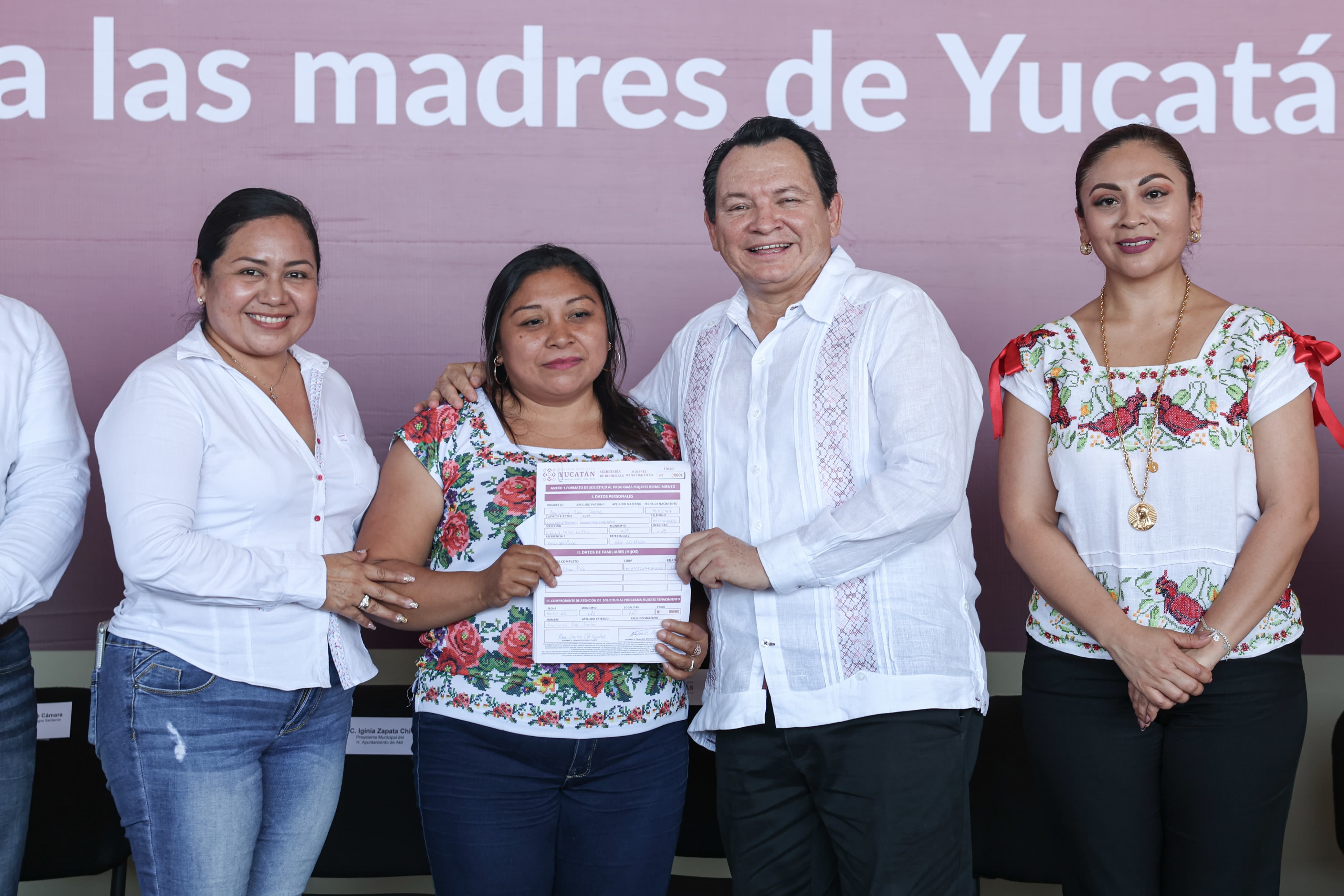 Gobierno del Estado ya ha visitado los 106 municipios del estado para llevar el registro al programa “Mujeres Renacimiento” a cada rincón de la entidad