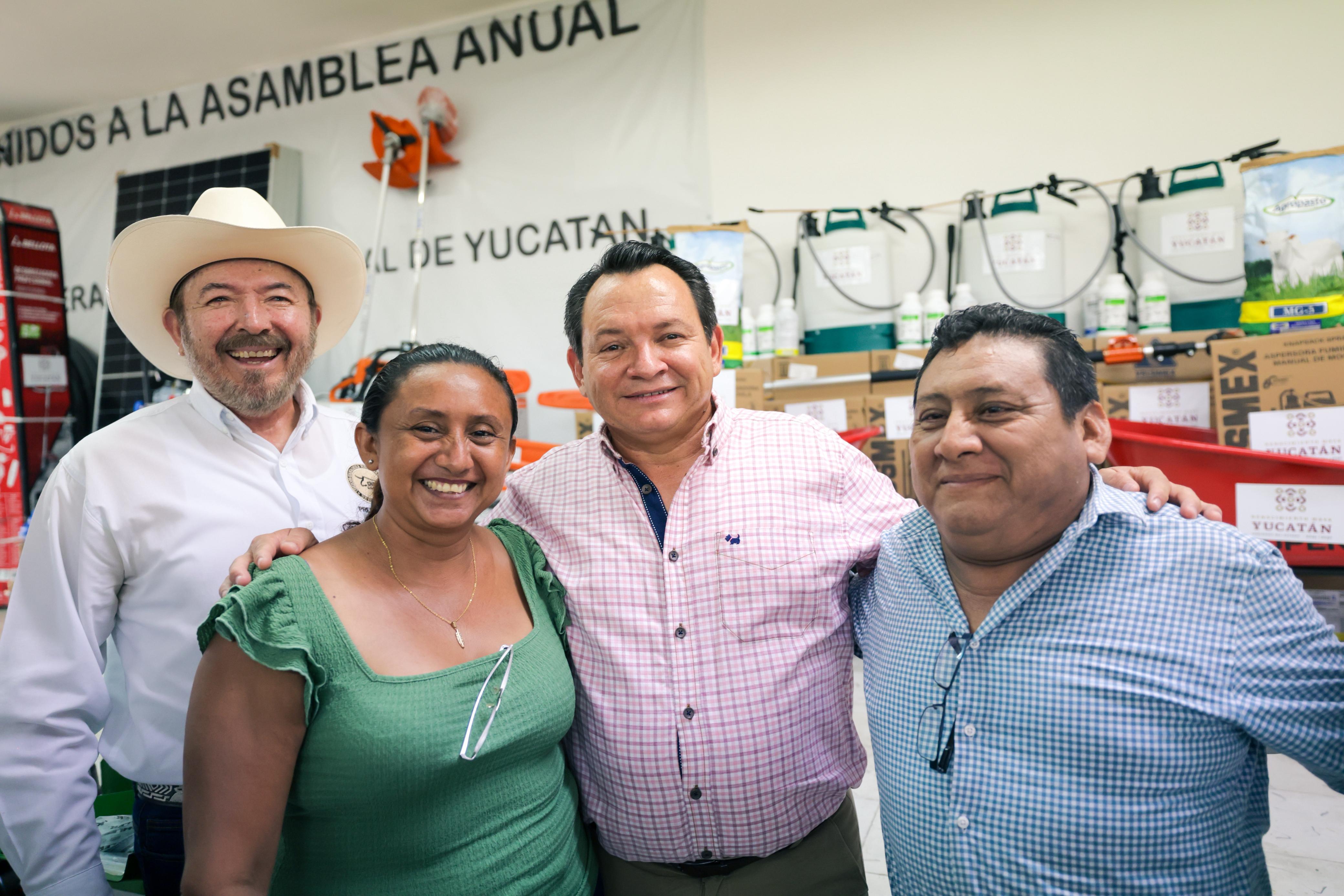 Gobernador Joaquín Díaz Mena dio a conocer que destinará este año una inversión conjunta de 120 millones de pesos mediante el programa “Herramientas e Insumos para el Bienestar”