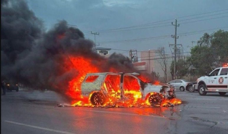 En el Bulevar Hidalgo en la ciudad de Reynosa fue asesinado a balazos y con un lanza granadas Ernesto Vásquez Reyna, delegado en Tamaulipas de la Fiscalía General de la República