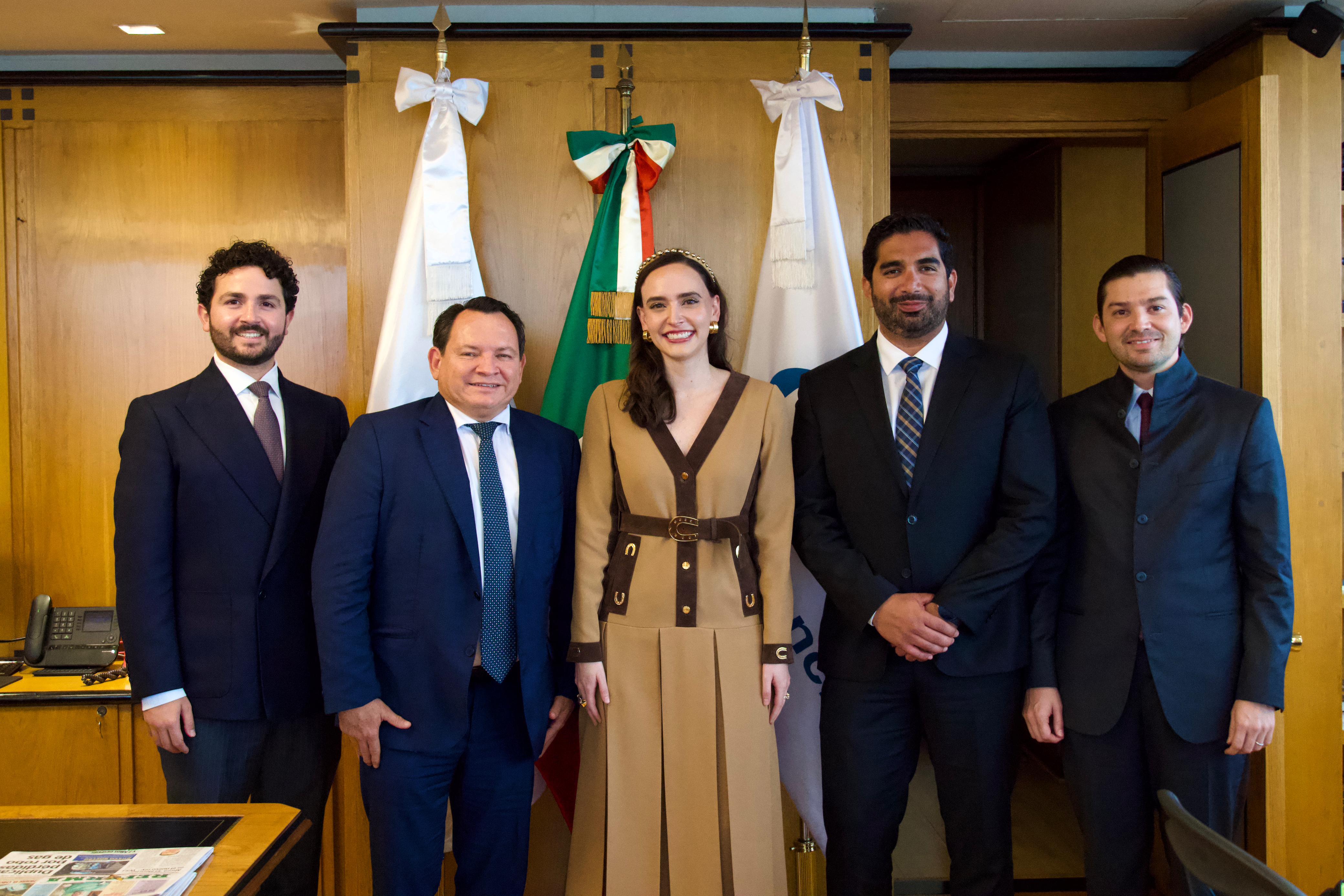 El gobernador HDM se reunió con el director general de Nafin y Bancomext, “para consolidar polos industriales, promover la innovación tecnológica y detonar un crecimiento económico sostenible en Yucatán”
