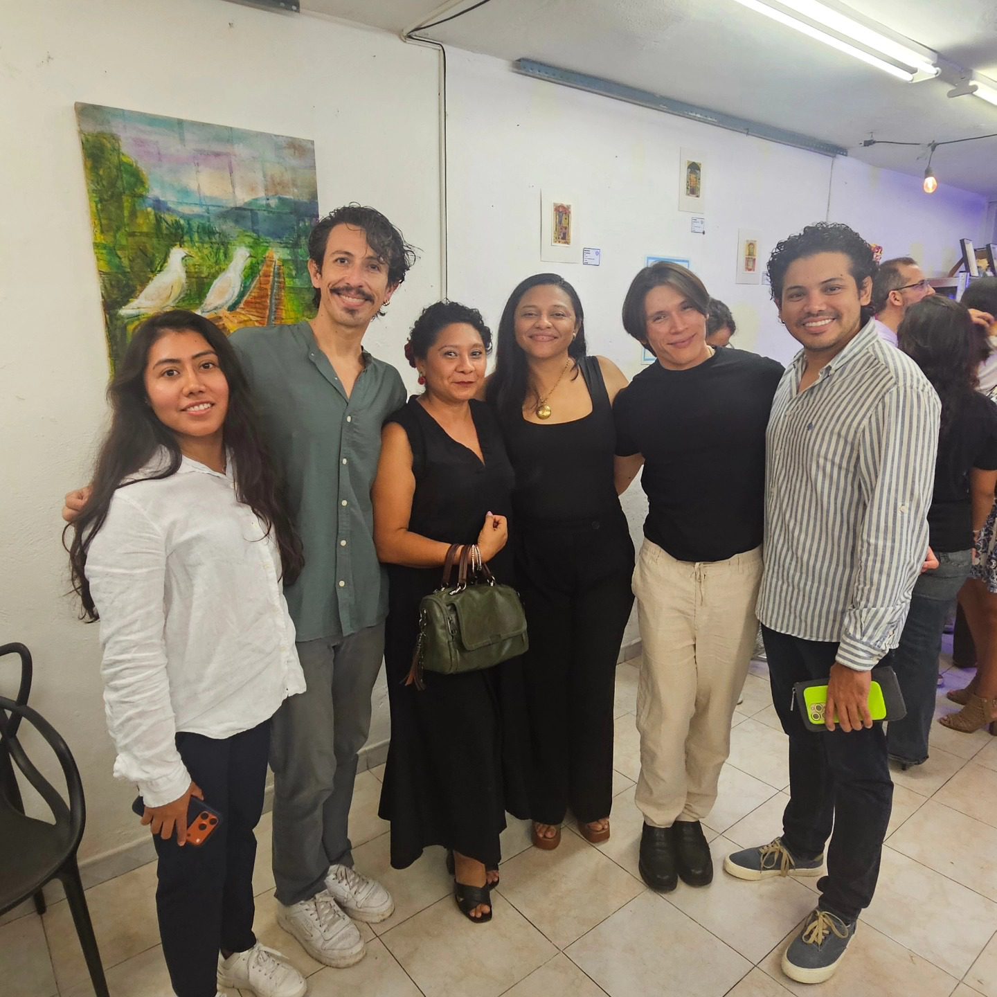 El diseñador y artista visual René Romay inauguró este fin de semana su exposición “Tránsitos y Transiciones”, en el centro cultural Mid Guía