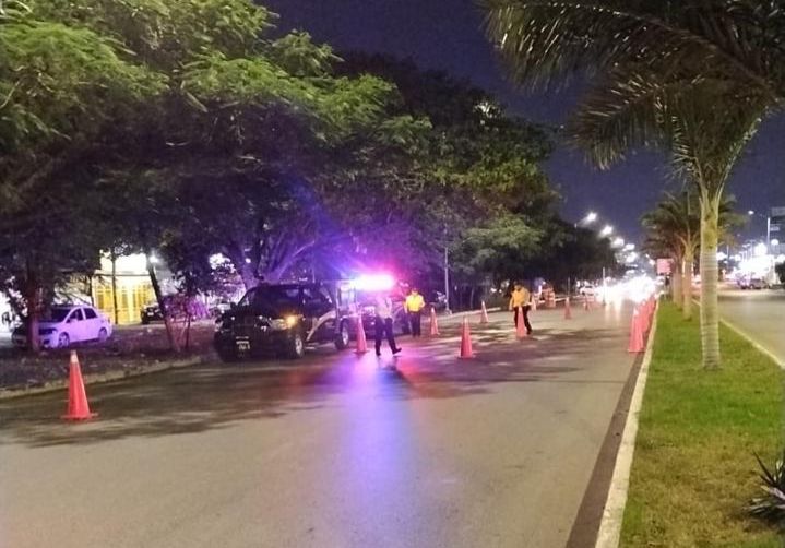 Ocho choques en Yucatán durante la noche de Navidad / Un hombre en una moto falleció en la carretera Noc Ac-Sierra Papacal