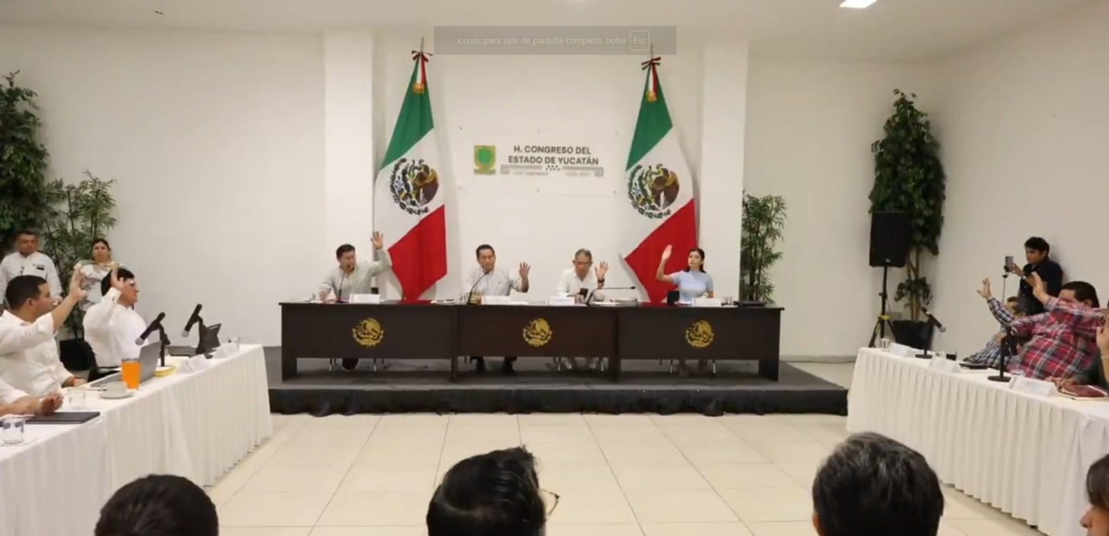 Hoy se votaría en el Congreso de Yucatán la Ley de Ingresos 2026 que contempla aumento del impuesto a la nómina para grandes empresa y contratación de deuda para construir el segundo anillo periférico de Mérida entre otras obras