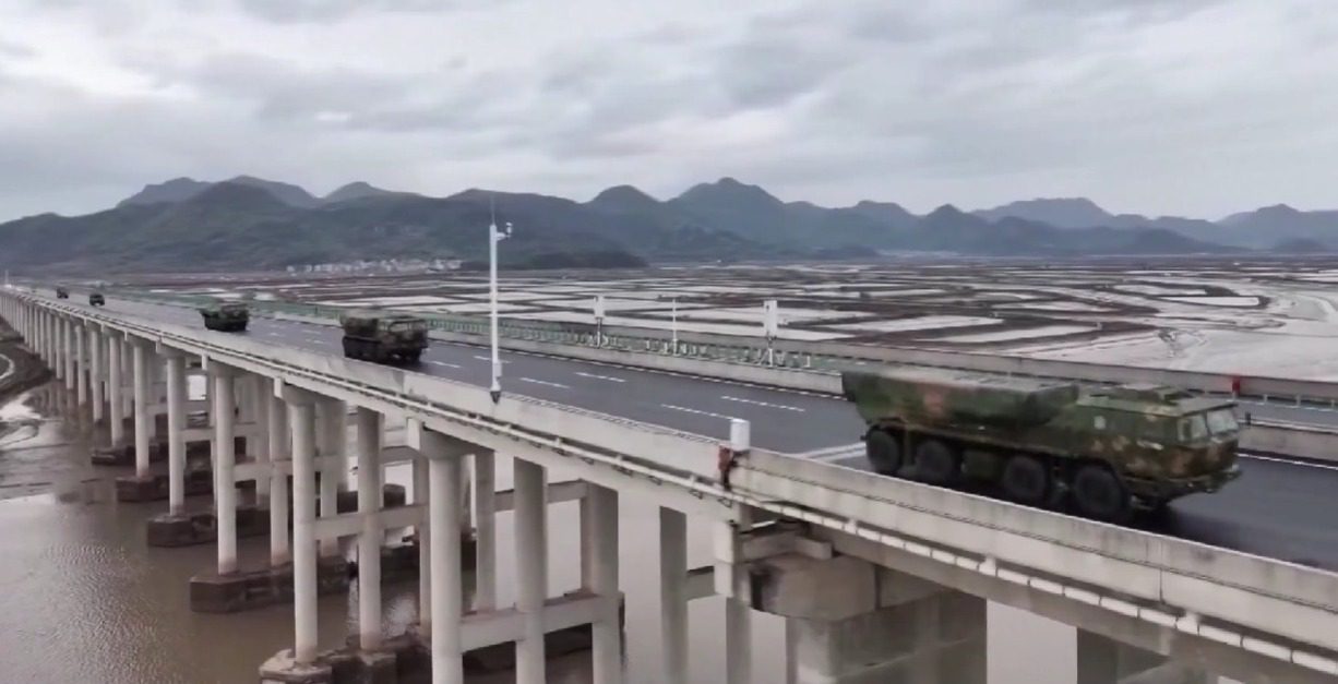 Los dos caminos para América Latina: entre la escalada militar estadounidense y la creciente influencia comercial china