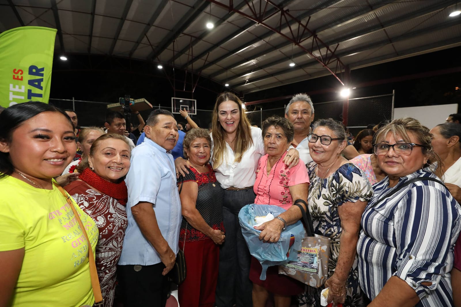 Cecilia Patrón Laviada, inauguró la renovación de parques y espacios deportivos en las colonias Álvaro Torre Díaz, Libertad 1 y fraccionamiento Pacabtún