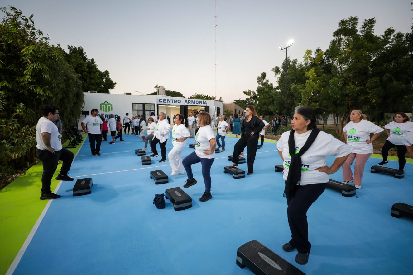 Inauguran nuevas Canchas de Usos Múltiples en el Centro Integral para la Plenitud de las Personas Mayores Armonía