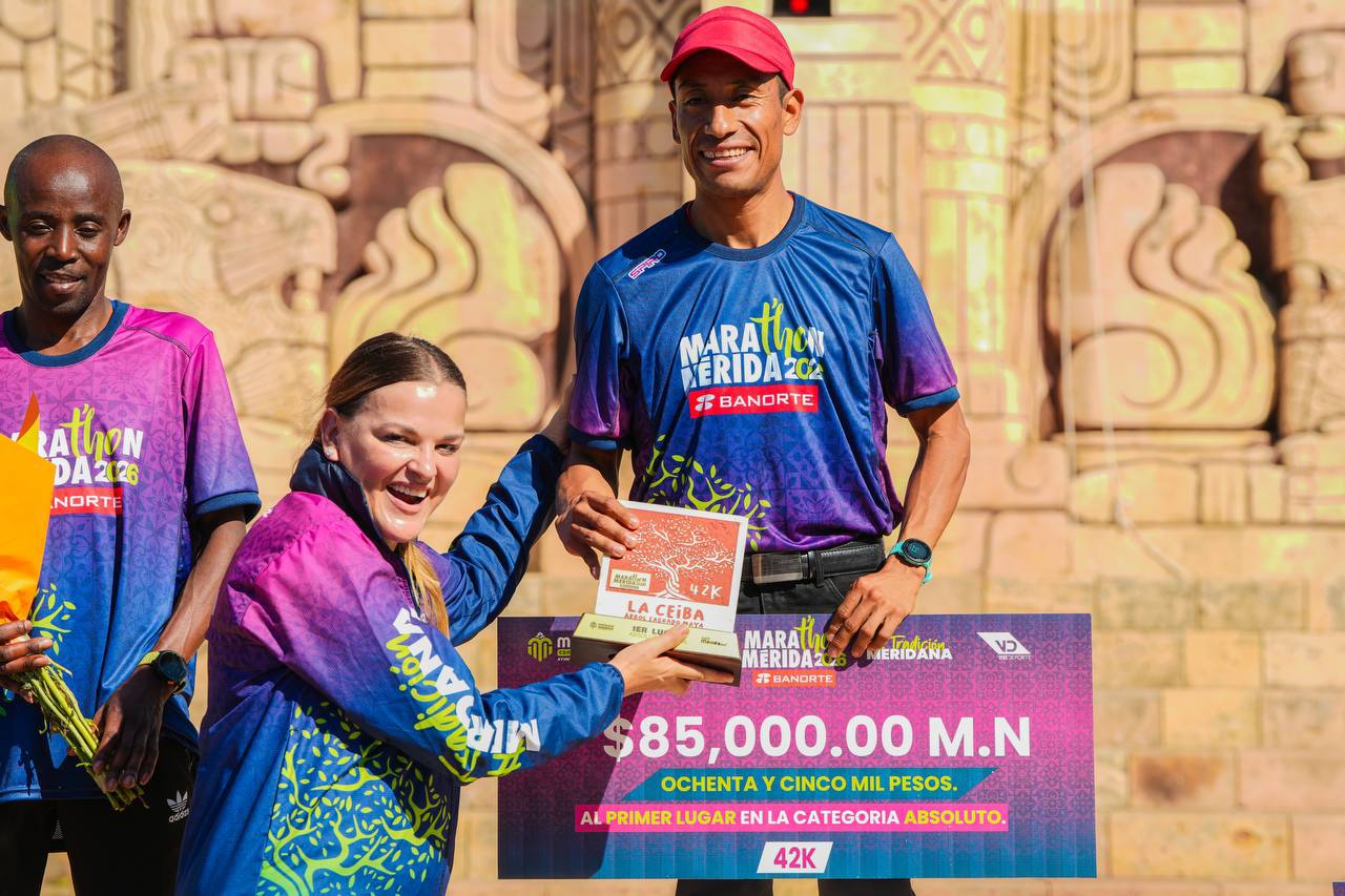 6 mil corredores participaron en el Marat’hón Mérida Banorte 2026 / El corredor oaxaqueño Reinaldo Pacheco Rojas ganó el primer lugar