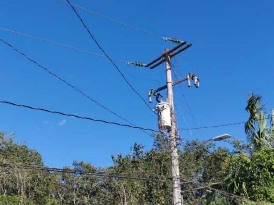 Un apagón de la CFE en Baca, Yucatán, de más de 8 horas, provocó la muerte de una persona al fallar también las comunicaciones por falta de energía eléctrica e imposibilitar comunicarse con los servicios de emergencia