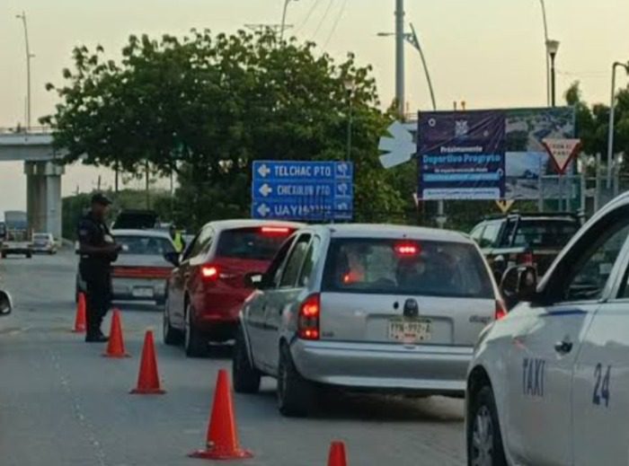 SSP de Yucatán informó de la detención de dos personas que decían ser custodios de una empresa privada con 12 millones de pesos en efectivo que transportaban a Quintana Roo