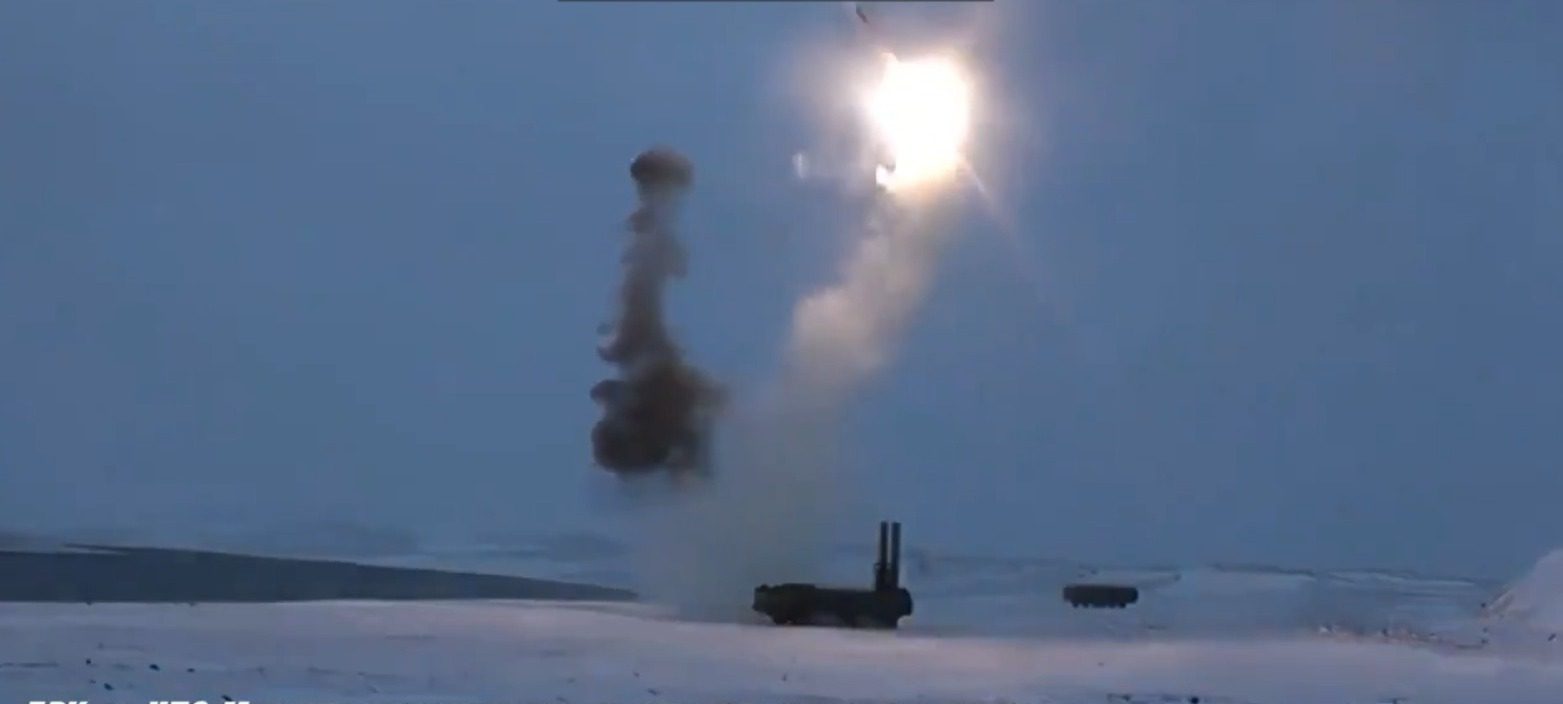 Francia construirá un mega portaviones nuevo / Este portaaviones será una versión mucho más grande del Charles de Gaulle / Prácticamente lo doblará en tamaño