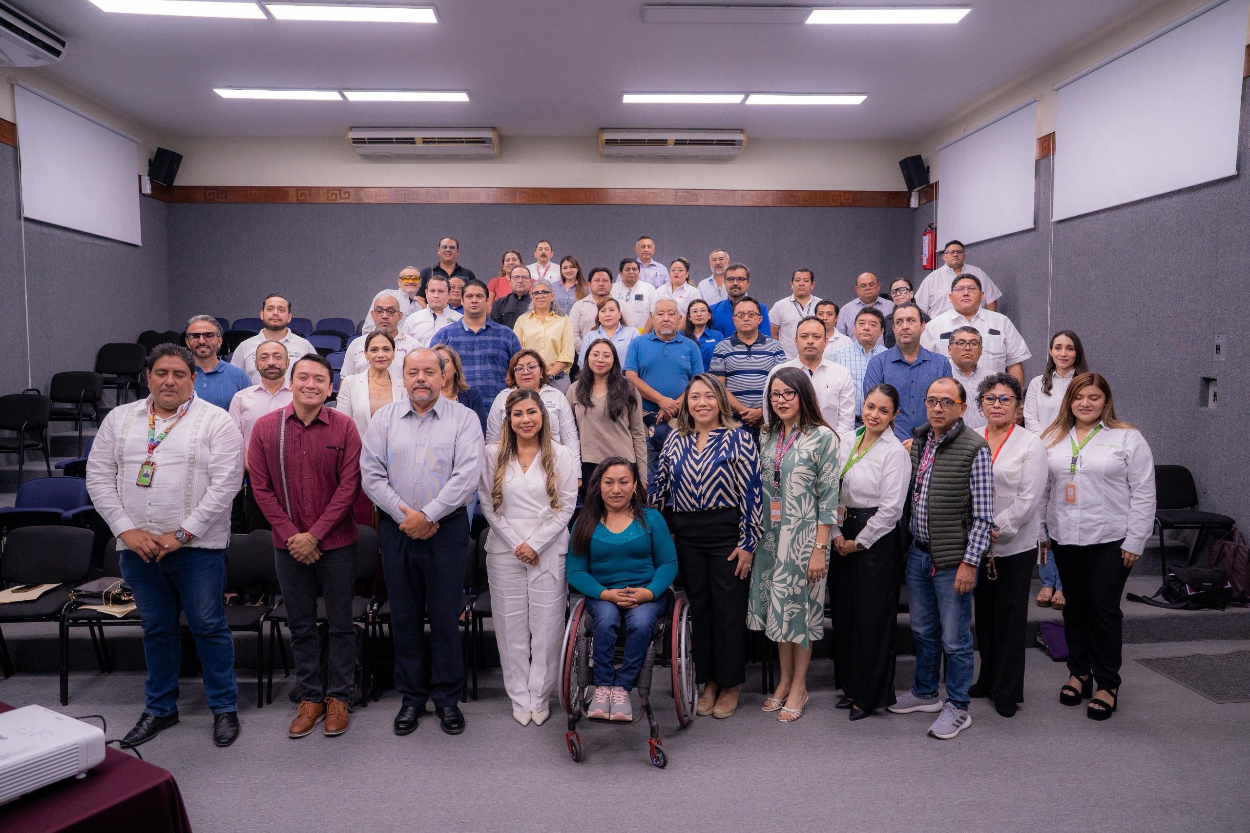 Presentan “la estrategia de profesionalización de personas operadoras de la Agencia de Transporte de Yucatán”