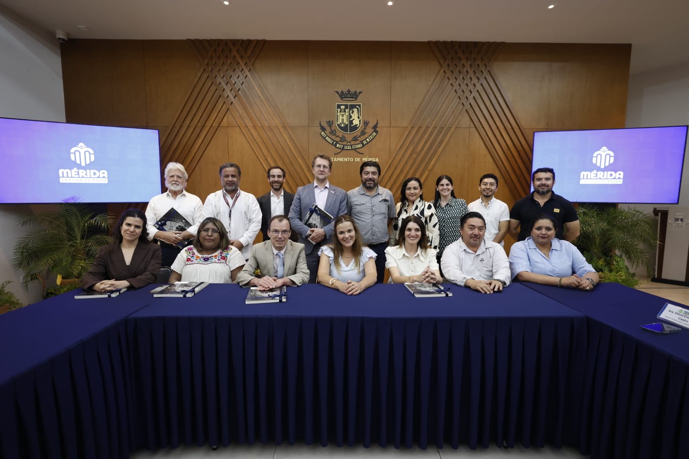 Cecilia Patrón Laviada encabezó la presentación final del proyecto EcoBarrio “Plaza Patio” / “Mérida busca ser un referente en desarrollo urbano responsable”, dicen