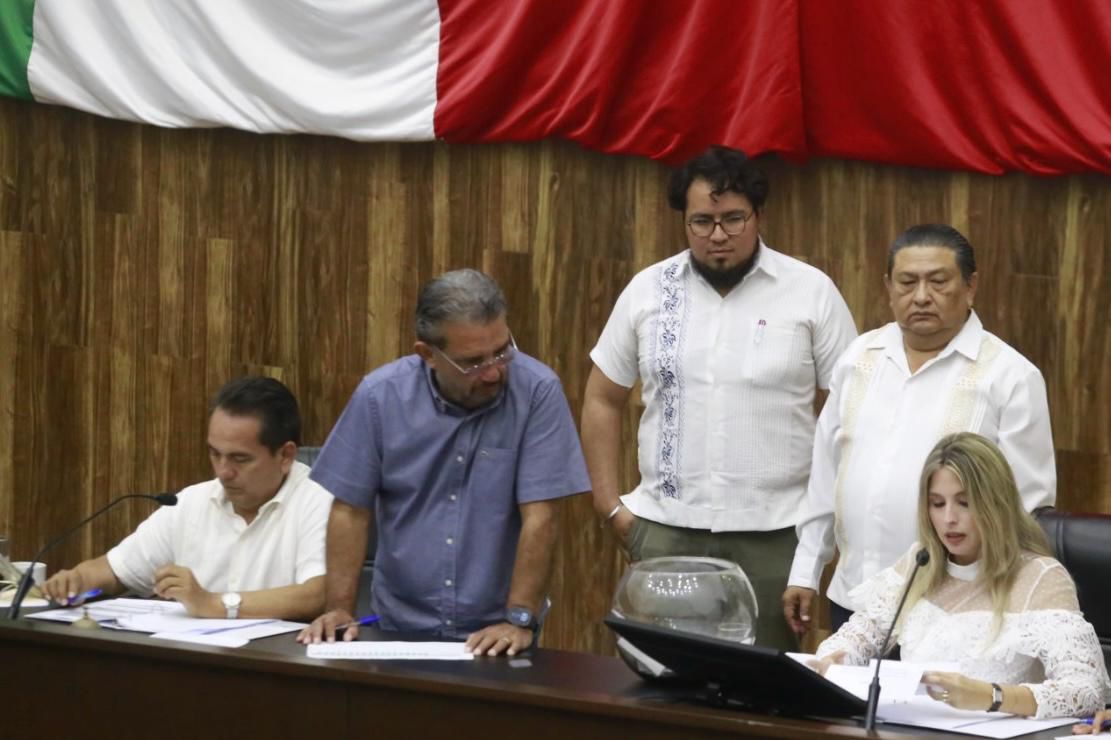 Reforman Constitución Política de los Estados Unidos Mexicanos, en materia de feminicidio, en el Congreso de Yucatán