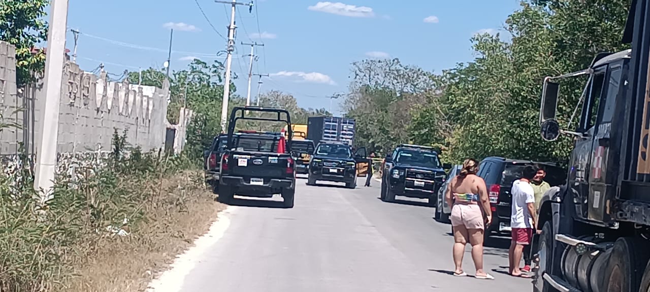 Tragedia en Progreso / Conductor de tráiler mata a motociclista y deja mal herida a su acompañante