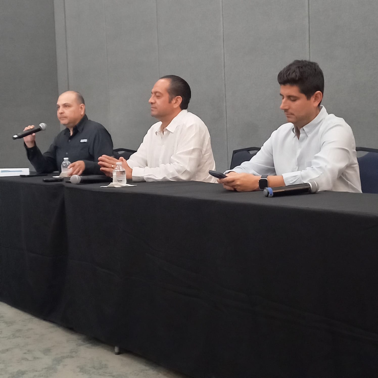 Autoridades del INAH y del Gobierno de Yucatán se mostraron optimistas de la apertura de la zona arqueológica de Chichén Itzá / No habrá represión / Por motivos de seguridad se insiste se use el Catvi