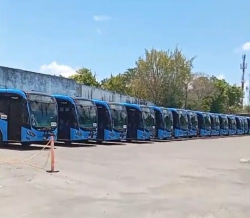 Jacinto Sosa dice que “sólo le deben 8 millones” a la empresa de autobuses en paro en Circuito Metropolitano y que ellos no tiene relación laboral con los choferes que exigen mejoras salariales