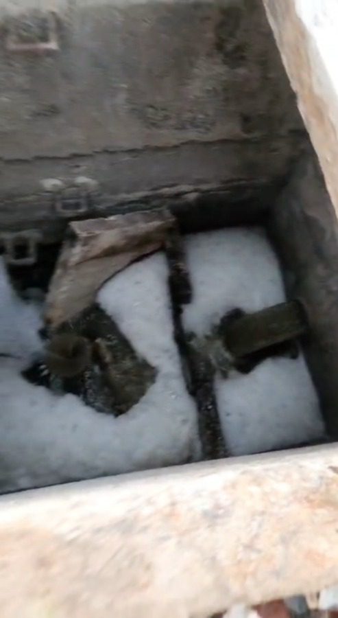 Madre e hija cayeron en un registro de la Junta de Agua Potable y Alcantarillado del Gobierno de Yucatán en Ciudad Caucel / Ayuntamiento de Mérida atendió el reporte / Una lesionada