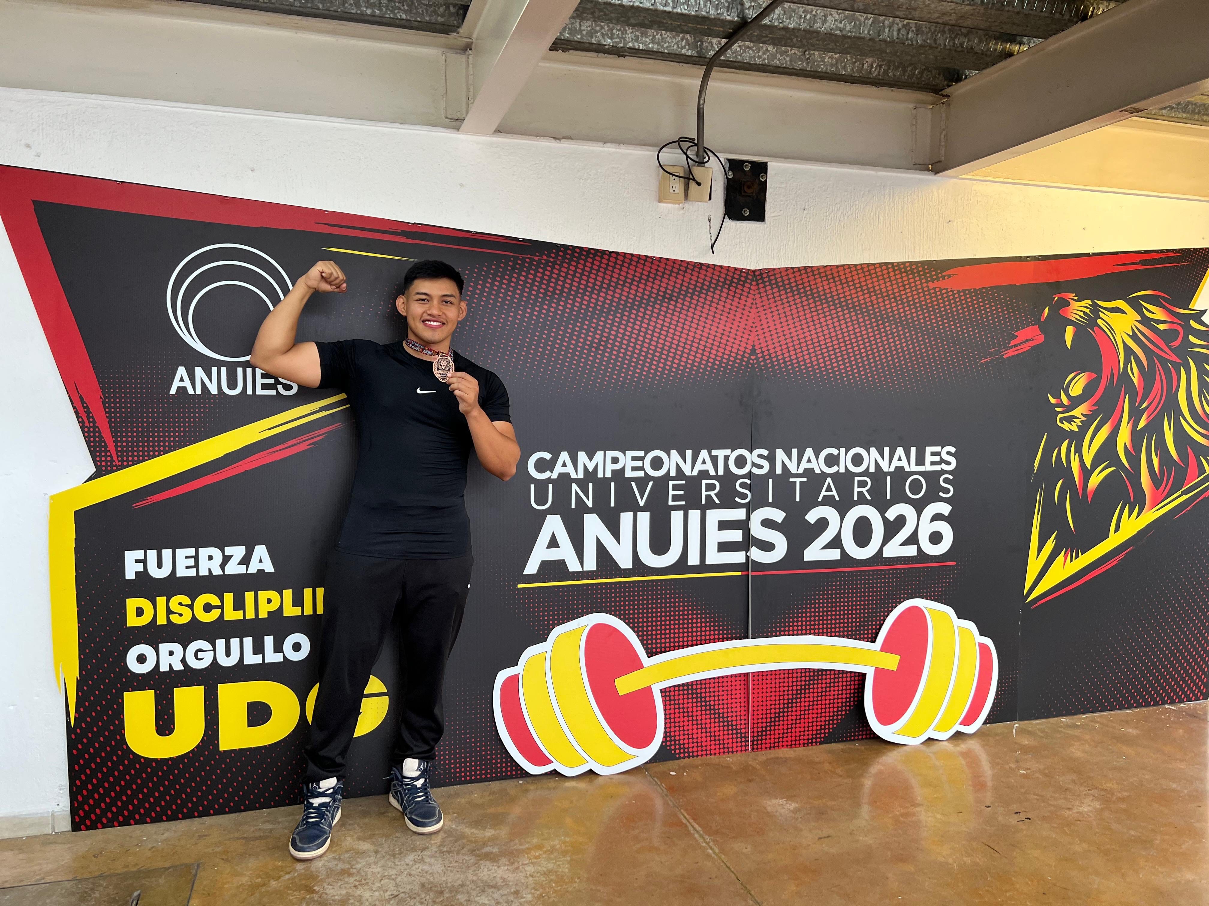 Pesista de la UADY gana bronce nacional y fortalece presencia universitaria en ANUIES 2026 / Aldri Navarrete destacó en Guadalajara