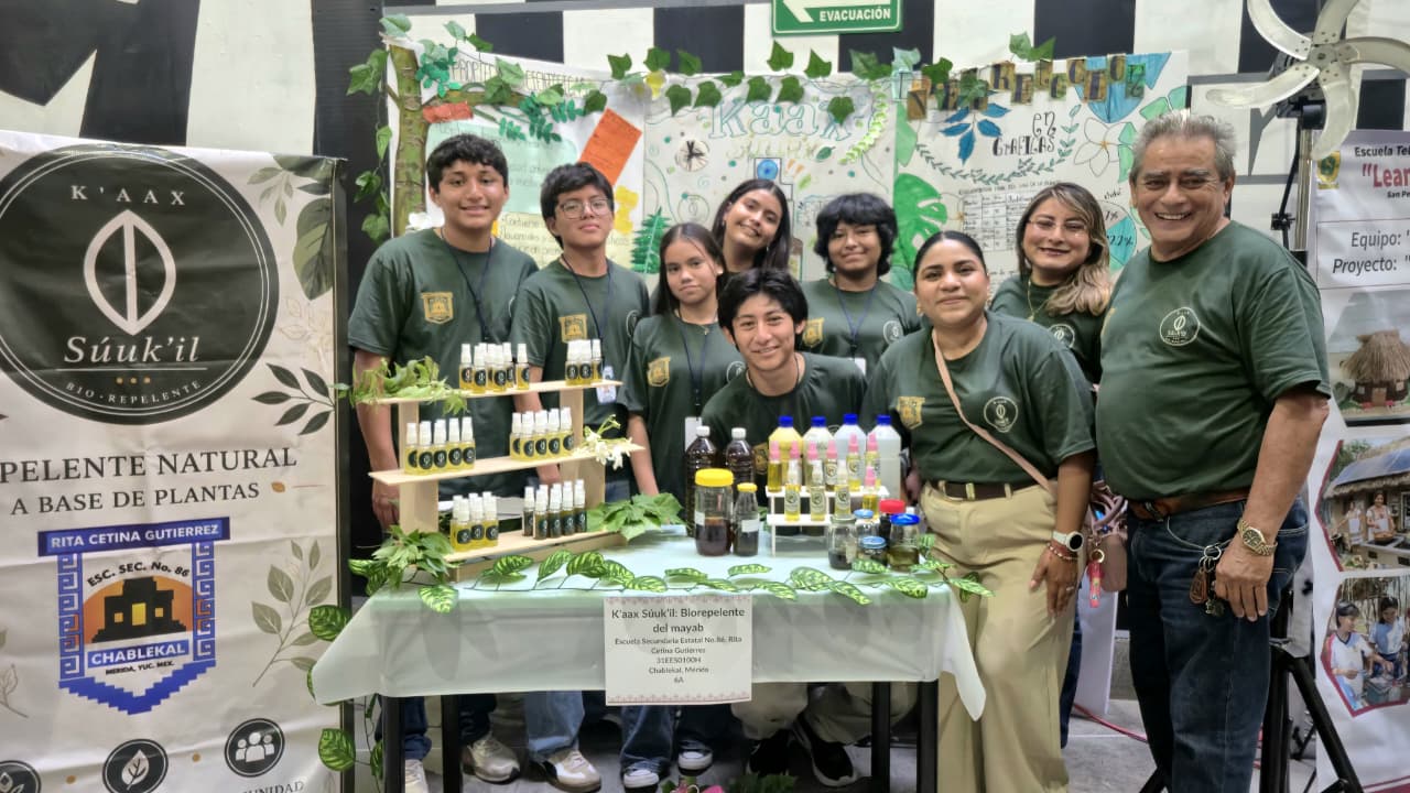 Estudiantes de la Escuela Secundaria Estatal No. 86 “Rita Cetina Gutiérrez” de Chablekal lograron posicionarse entre los 30 mejores proyectos científicos de Yucatán